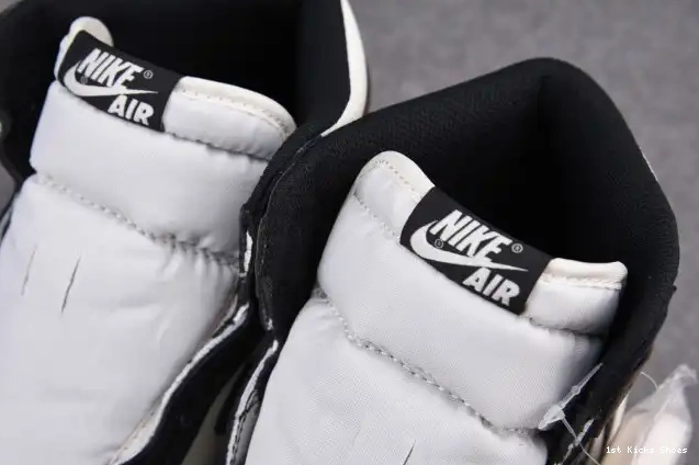 1st Kicks 555088-105 AIR RETRO MOCHA JORDAN HIGH DARK 1 0501